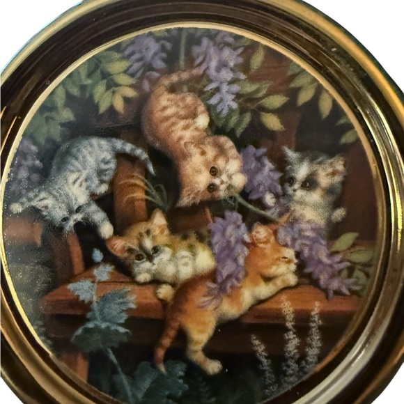 Bradford Editions Kitten Expeditions Porcelain Ornament Set - Picture 12 of 12